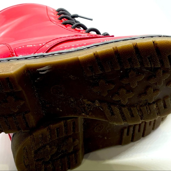 Dunnes Red Patten Vegan Leather Boots Kids - Picture 6 of 8